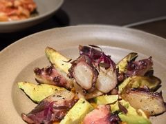 炙烤牛油果章鱼腿-YUAN·䬧