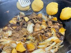 -粘豆包柴火铁锅炖