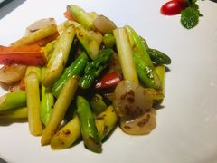 -姜君·千岛湖鱼头馆(浦东大道店)