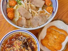 -鑫花溪牛肉米粉(凤凰街创始总店)