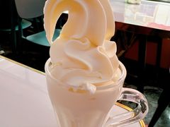 -古老冰山特色冰淇淋店(艾提尕尔店)
