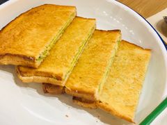 咖椰吐司-HELLO 27 意面·沙拉·帕尼尼