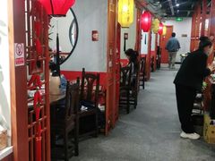 -乡土黄·鲜牛肉火锅·小龙虾(兴业街店)