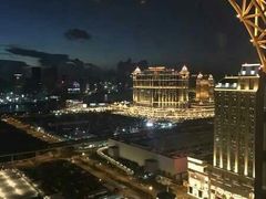 -影汇之星8字形摩天轮