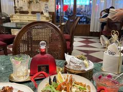 -秘密旅行Bonjour(黑金冠 江南西店)