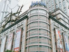 -梅龙镇广场