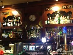 -Hooley's活利仕西餐厅(珠江新城店)