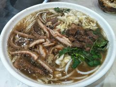 -花溪王记牛肉粉(四季花溪商场店)