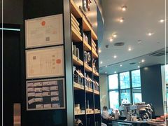-星巴克臻选(成都来福士店)