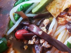 -粉家柳州螺蛳粉(杨宅路店)