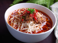 -贯一台湾牛肉面(八一七中路店)