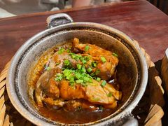 -Cuc Gach Quan Restaurant