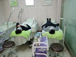 -苗医生0感科技祛痘