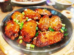 铁盘烤鸡翅-鲜小岛·铜锅涮肉