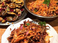 -喝丢一只鞋海鲜烧烤·海肠捞饭(东关街店)