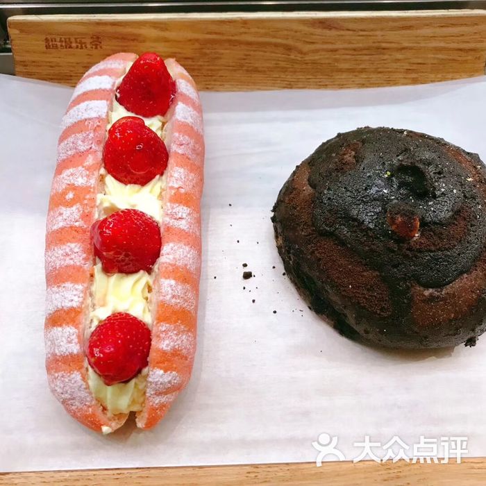 穆穆酱^_^           芝士@蛋糕           嘚吥到滴永远