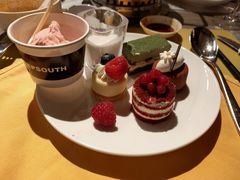 -杭州临平万丽酒店·燃餐厅(人民大道店)