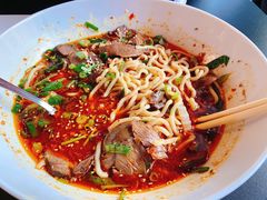 香辣牛肉面-陈家面馆