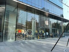 -Apple零售店(华贸购物中心店)