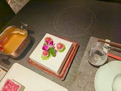 -左庭右院鲜牛肉火锅黑金店(陆家嘴中心店)