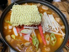 辣鸡块蟹棒拉面锅-京玉菲饭店(李村店)