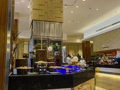-亚龙湾希尔顿自助餐厅·海鲜·烧烤·沙滩BBQ·现场乐队