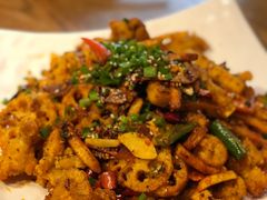 -三人行骨头王火锅(长寿店)