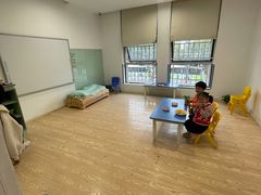 -爱乐梵国际儿童教育中心(古美店)