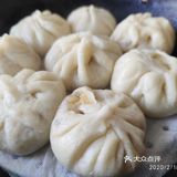 有助于发酵。调味里面可以加蚝油生抽盐和一点糖，提鲜