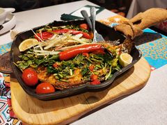 香茅草烤罗非鱼-云海肴·汽锅鸡·云南菜(天山百盛优客店)