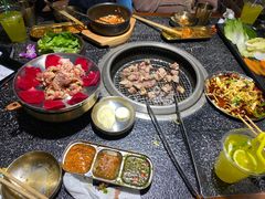 -红泥小火炉·东北泥炉烤肉(天一旗舰店)