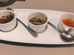 餐前小凉菜三样-荣轩(新荣记环球金融中心店)