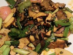 -鑫小城故事·藕汤·家常菜(台北一路总店)