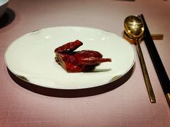 金牌妙龄乳鸽-新荣记(南京西路店)
