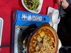 -龙巢盱眙龙虾·牛蛙·烧烤宵夜(八卦岭店)
