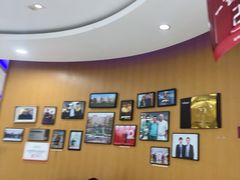 -雅悦齿科(顾村公园店)