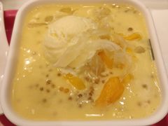 雪山杨枝甘露-满记甜品(日月光二店)
