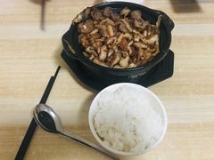 -赵家牛肉砂锅(台西三路店)