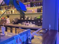 -TANGO LIVEHOUSE动感单车(巴黎春天店)