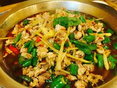 -兔行天下-鸿鹤鲜锅兔(中海国际店)