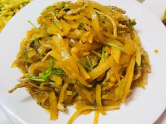 酸萝卜炒粉-王鹏家常菜馆