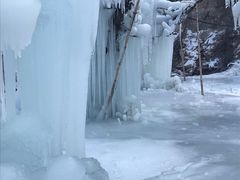 -大平台龙居瀑布旅游区