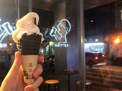 特浓牛乳冰淇淋-喜茶(中山白水井店)