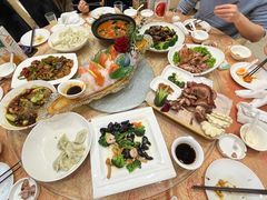 -亚丁湾海鲜大酒店(万泉嘉苑店)