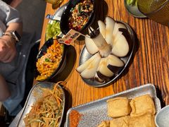 -北丐先生·野馄饨烧烤(长宁龙之梦店)