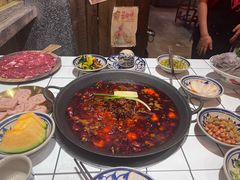 -旧街市鲜货老火锅(大光路店)