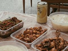 -蓝精灵饺子店