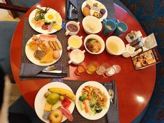 -元一希尔顿酒店·鲜切牛肉火锅禅自助餐厅
