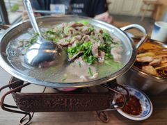 跷脚牛肉-肖四女·江湖菜(临港店)