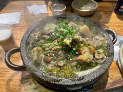 -郑件洋芋饭庄